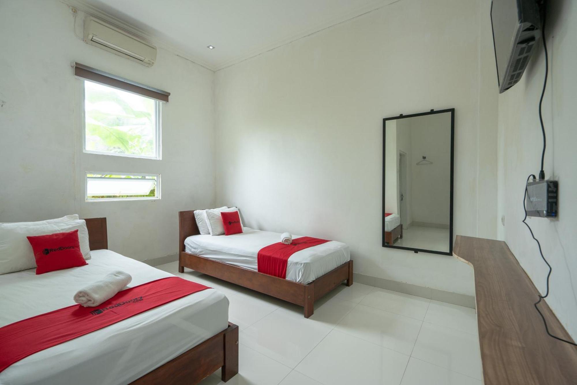 Reddoorz Near Ubud Village Sukawati Exteriör bild